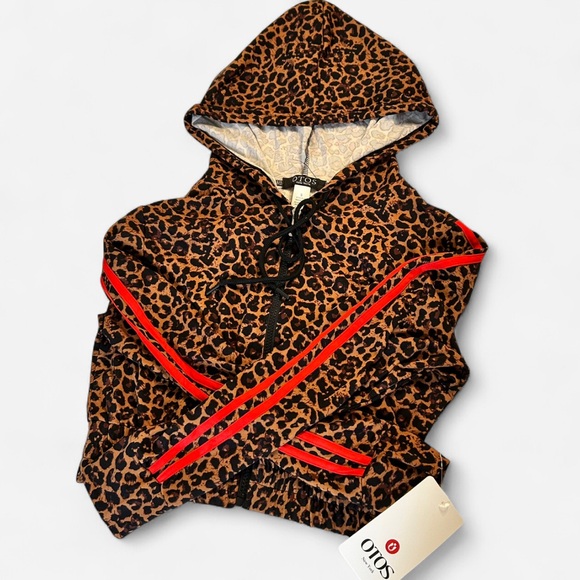 Otos Leopard Print Cropped zip up hoodie with Red Accents - Picture 7 of 7